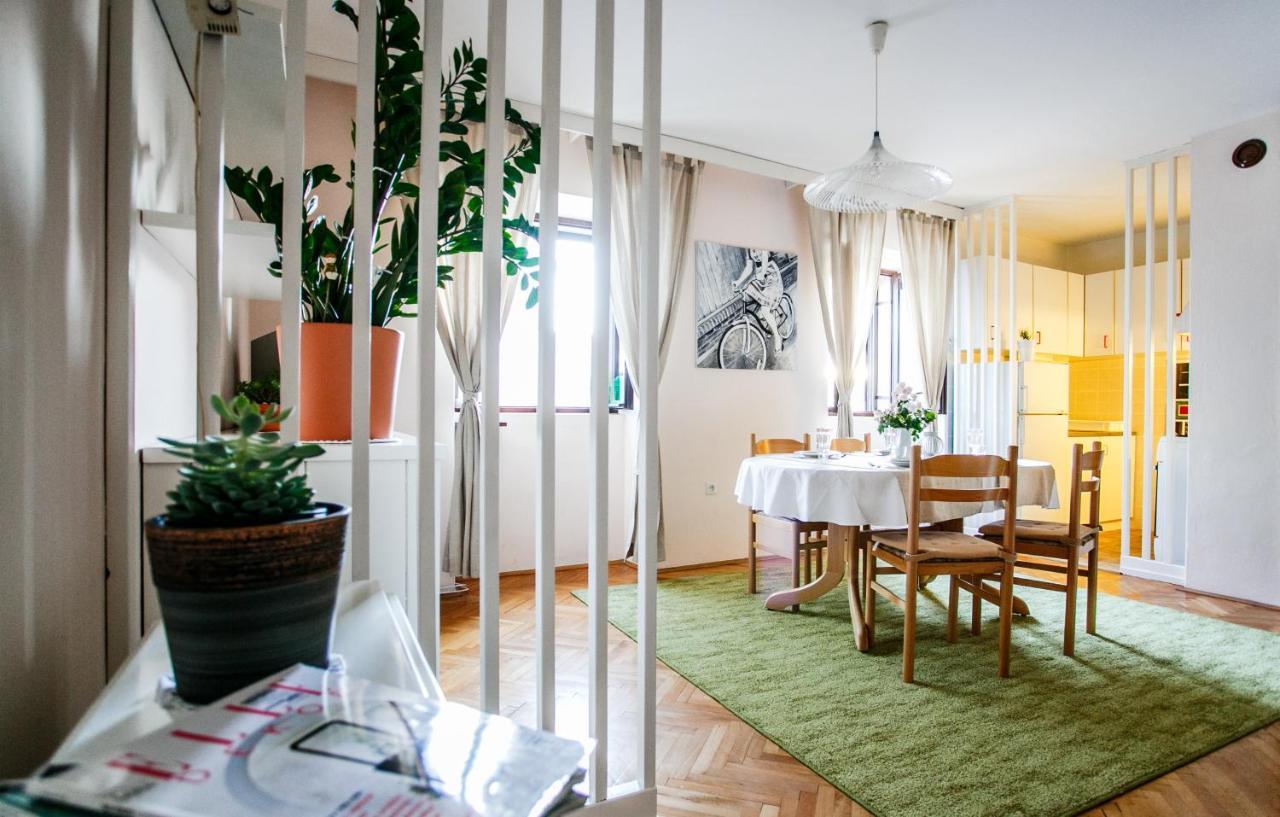 וויס Apartman Uz More מראה חיצוני תמונה